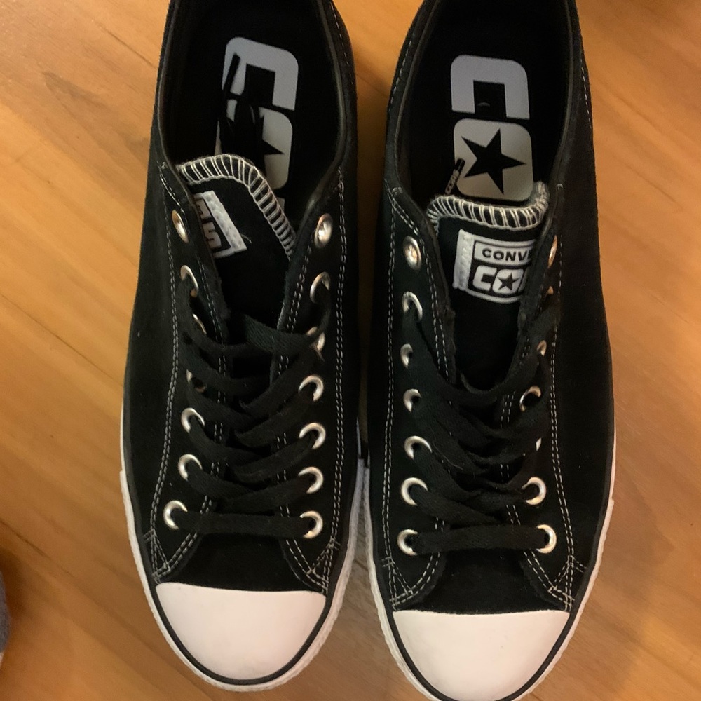 (Cons) Chuck Taylor pros
